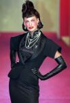 CHRISTIAN DIOR BOUTIQUE X JOHN GALLIANO - AUTOMNE-HIVER 1997/98- COLLIER