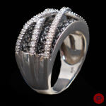 ANONYME- BAGUE