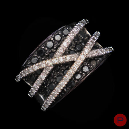 ANONYME- BAGUE