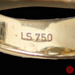 ANONYME- BAGUE