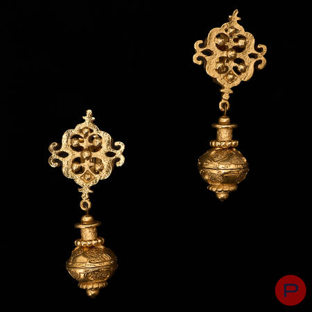 YVES SAINT LAURENT - 1980'S- PAIRE DE BOUCLES D'OREILLES