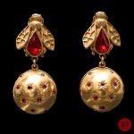 CHRISTIAN DIOR - 1990'S- PAIRE DE BOUCLES D'OREILLES