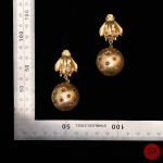 CHRISTIAN DIOR - 1990'S- PAIRE DE BOUCLES D'OREILLES