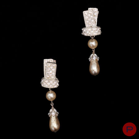 CHRISTIAN DIOR BOUTIQUE - AUTOMNE-HIVER 1997/98- PAIRE DE BOUCLES D'OREILLES