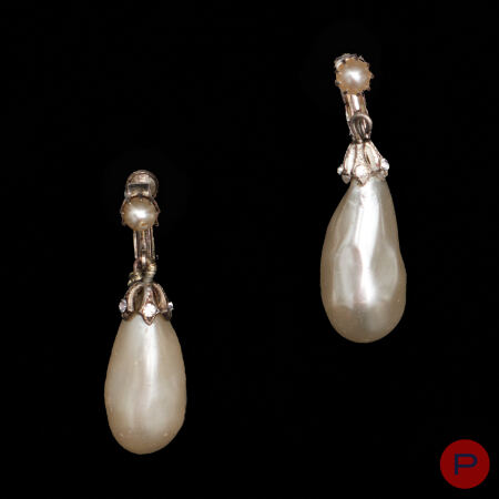 CHRISTIAN DIOR BOUTIQUE X JOHN GALLIANO - AUTOMNE-HIVER 1997/98- PAIRE DE BOUCLES D'OREILLES