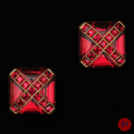 YVES SAINT LAURENT - 1970'S- PAIRE DE BOUCLES D'OREILLES